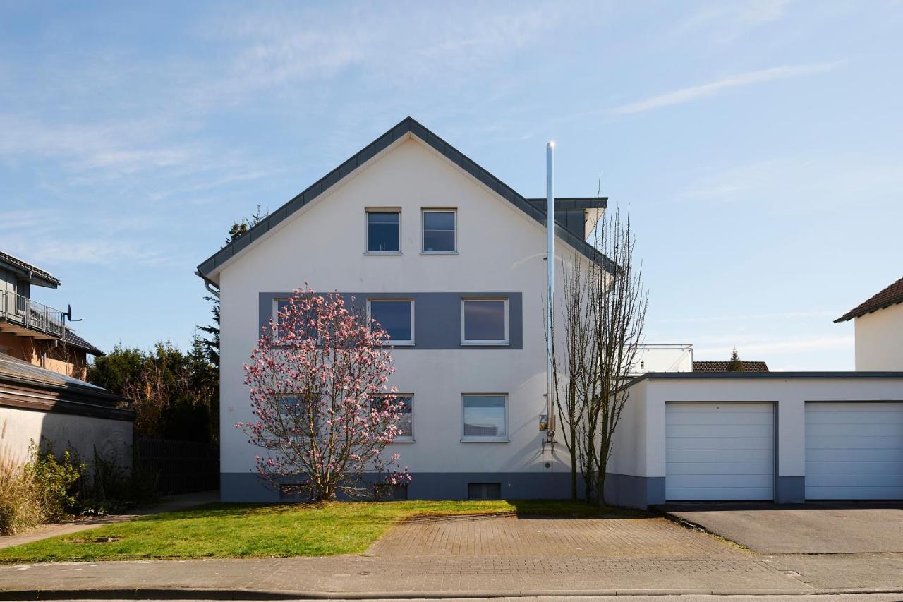 Grosszuegig & Stilvoll Parkplatz ,Ruhige Lage, 5 Personen, Langzeit Apartman Paderborn Kültér fotó