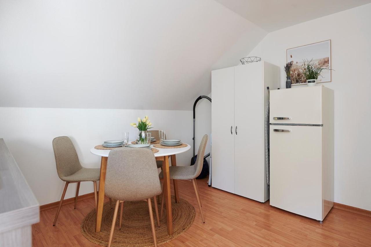 Grosszuegig & Stilvoll Parkplatz ,Ruhige Lage, 5 Personen, Langzeit Apartman Paderborn Kültér fotó